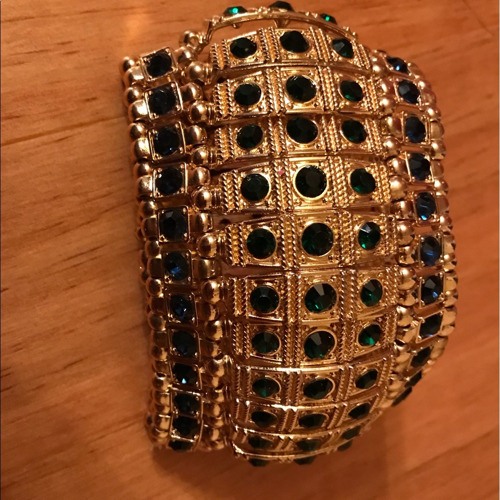 Olivia Welles Gold plated bangle
